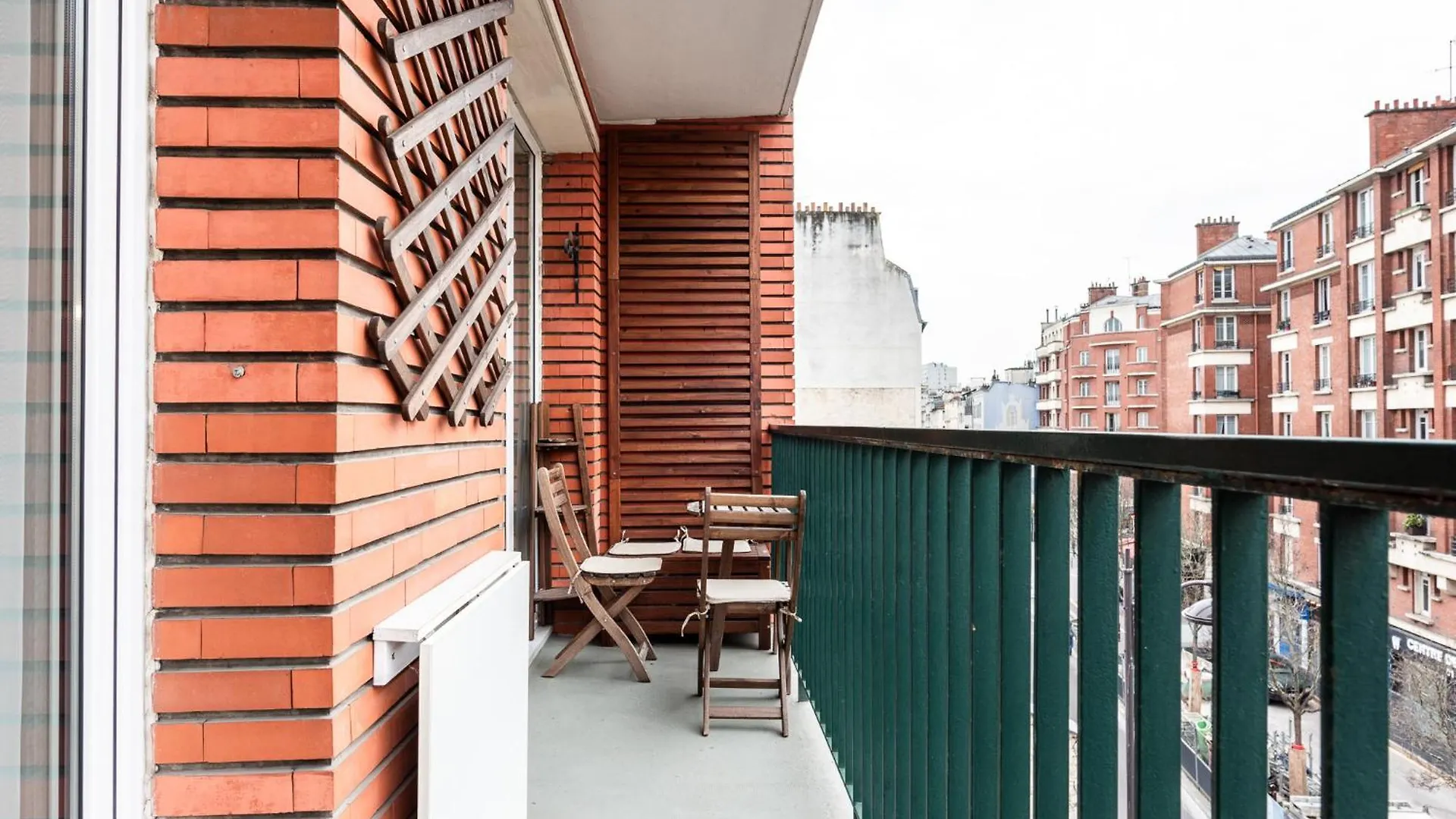 Ferienwohnung Luxury Flat For 6 People With Balcony - Near Metro Paris Apartment