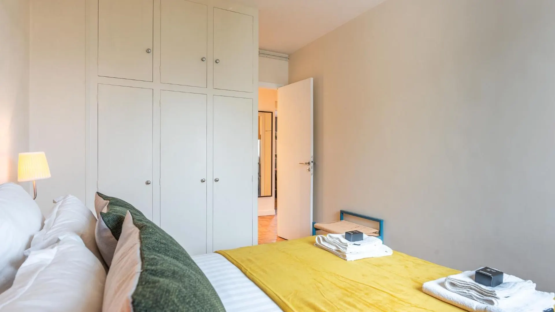 شقة Luxury Flat For 6 People With Balcony - Near Metro باريس