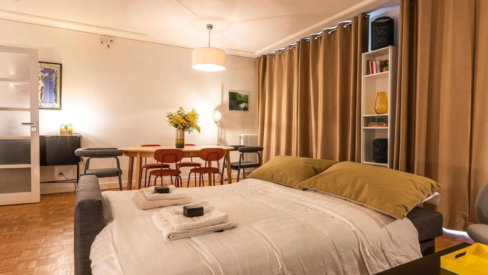 شقة Luxury Flat For 6 People With Balcony - Near Metro باريس فرنسا